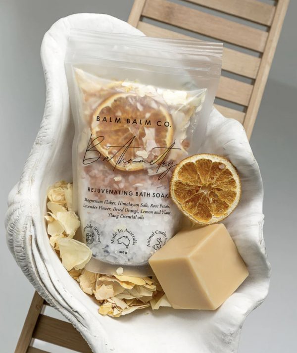 Rejuvinating Bath Soak | Creamy White